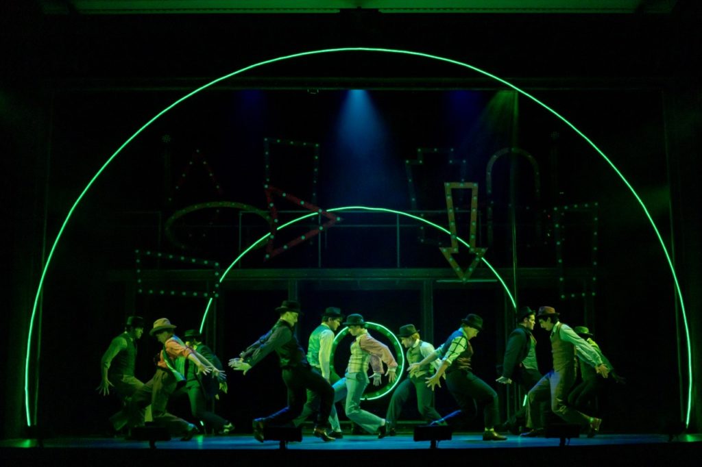 Lighting in Guys and Dolls