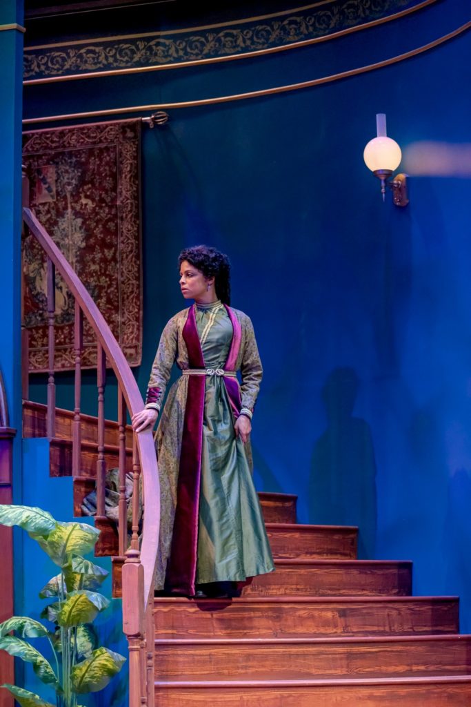 Kristin Yancy as Bella in Gaslight.