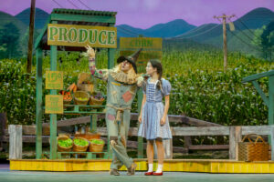 DOrothy and the Scarecrow in TCT's THE WIZARD OF OZ