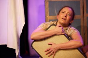 Samantha Joy Weil as Juliet