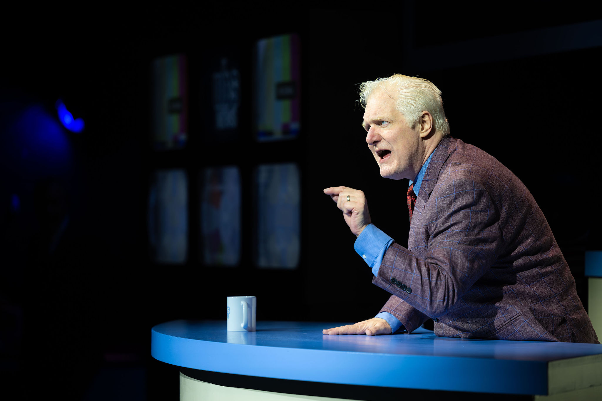 Network starrring Jim Hopkins as Howard Beale